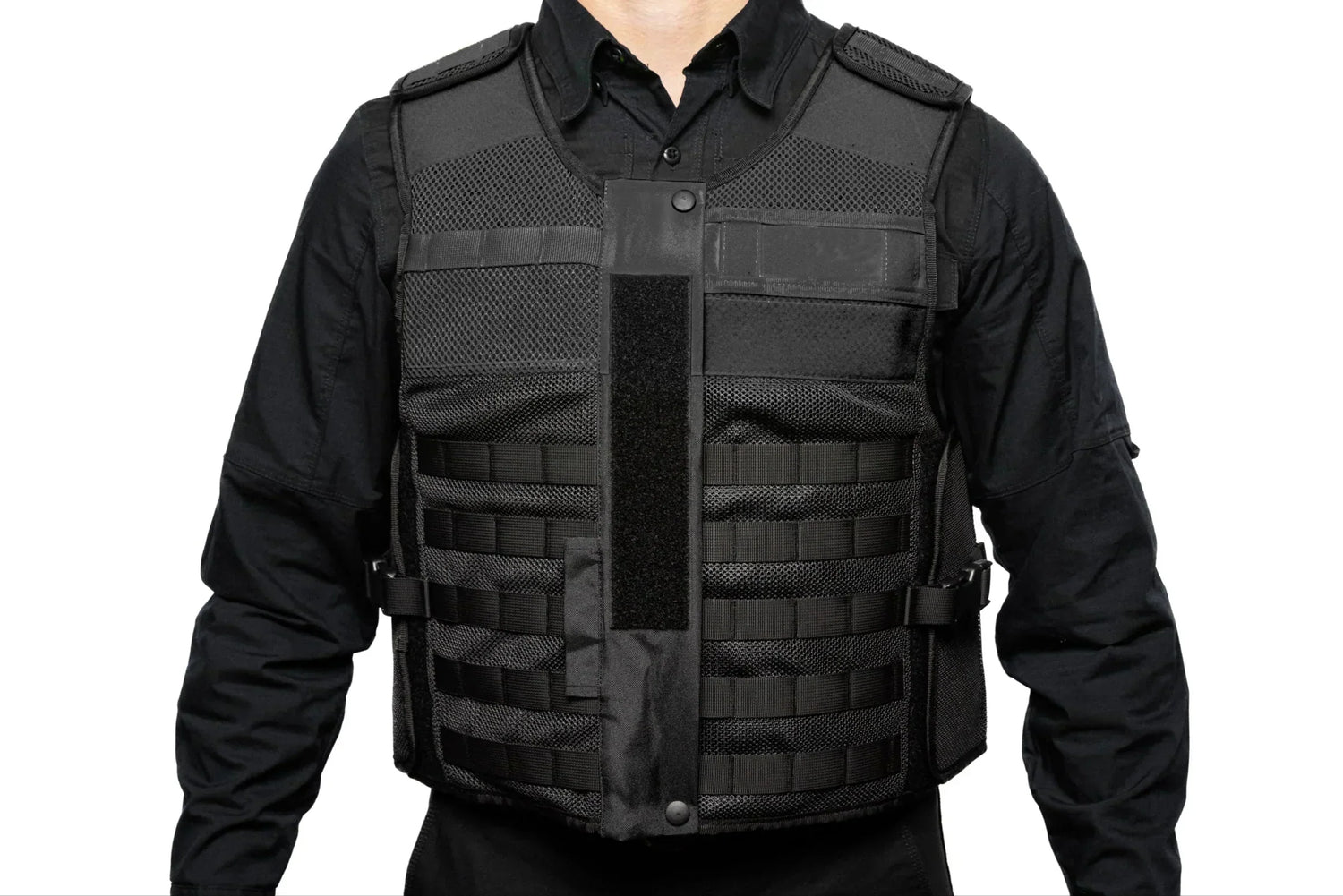 Why Every Security Officer Should Wear a Stab Vest